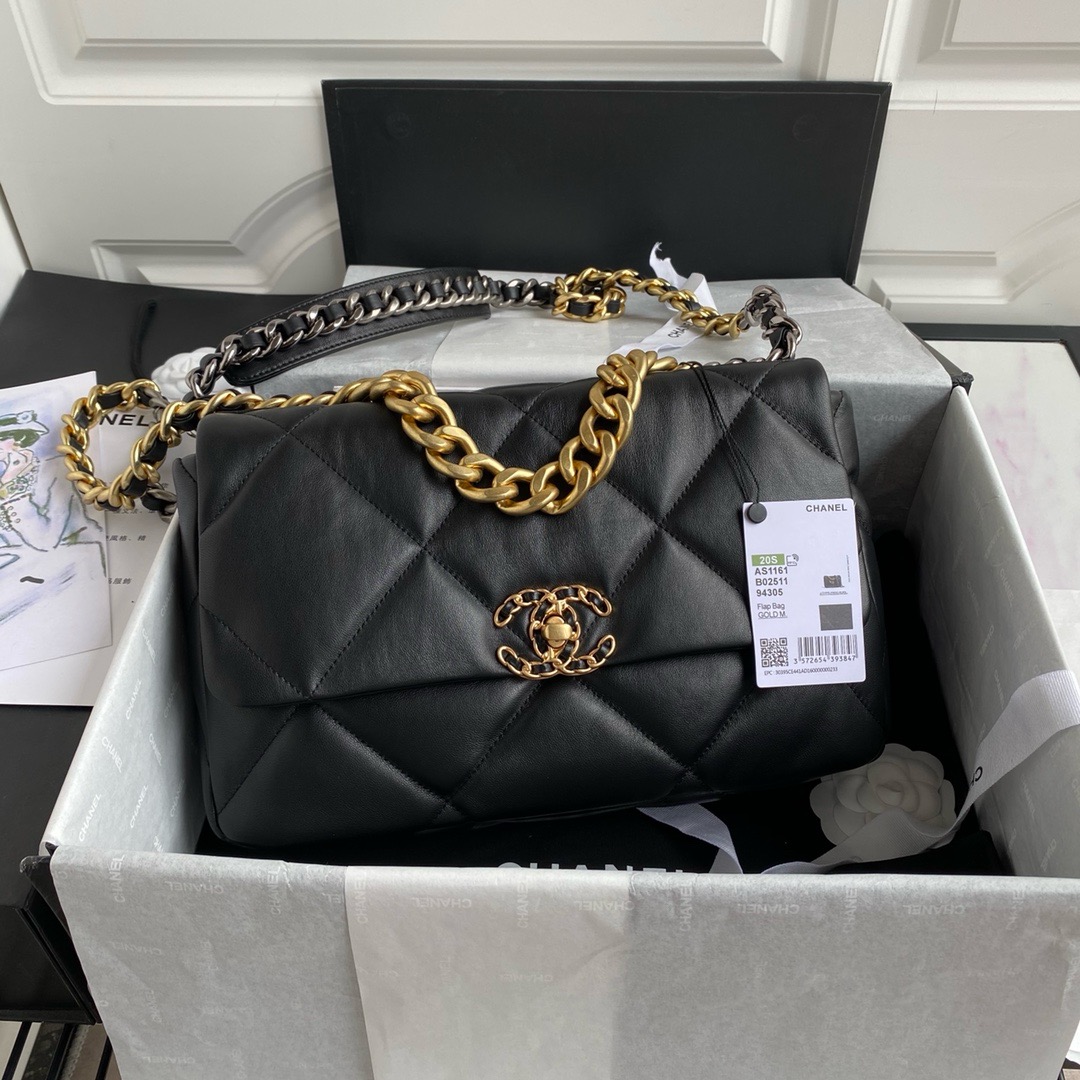 CHANEL 19 Large Handbag