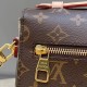 Louis Vuitton POCHETTE METIS Handbag