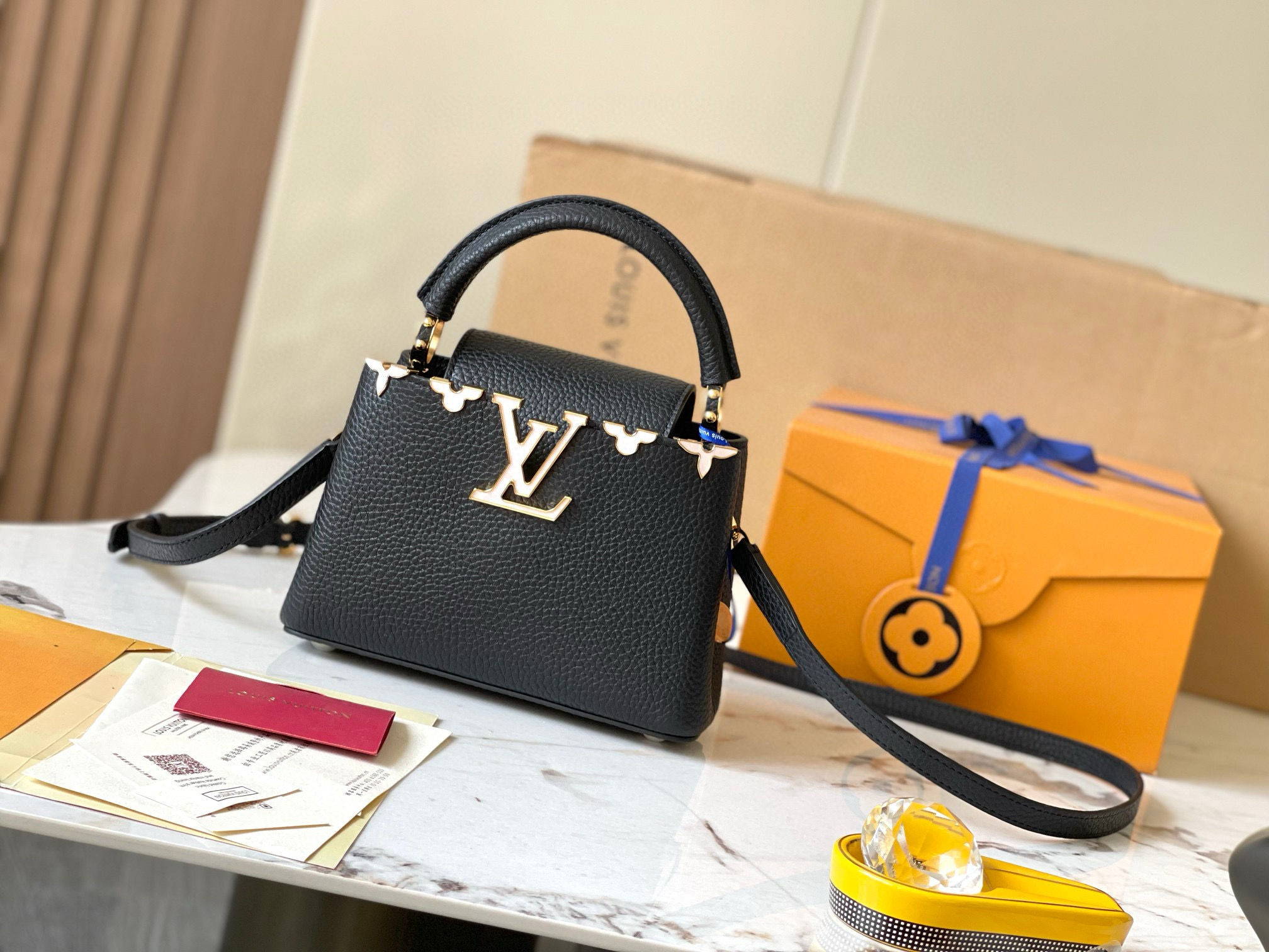 Louis Vuitton LV Capucines MINI